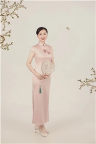 李 荣